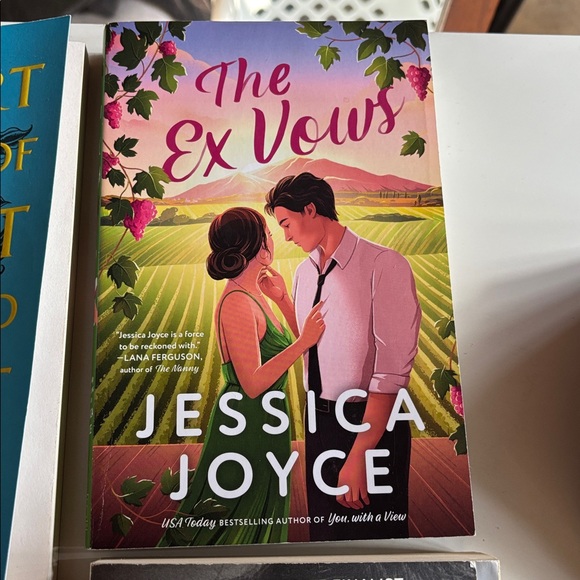 Assorted Books - Picture 6 of 6